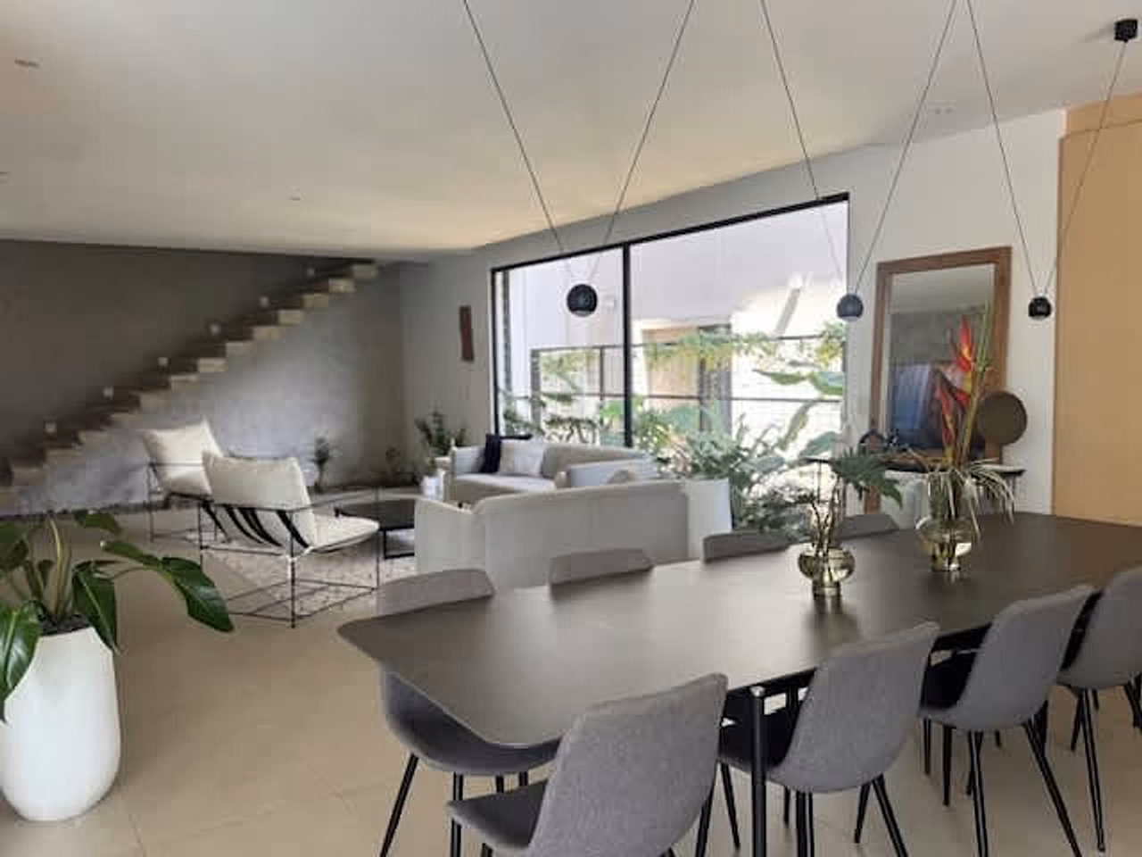 4 Habitaciones. Planta baja, Piscina En Heredia Francosta — foto 8 de 20