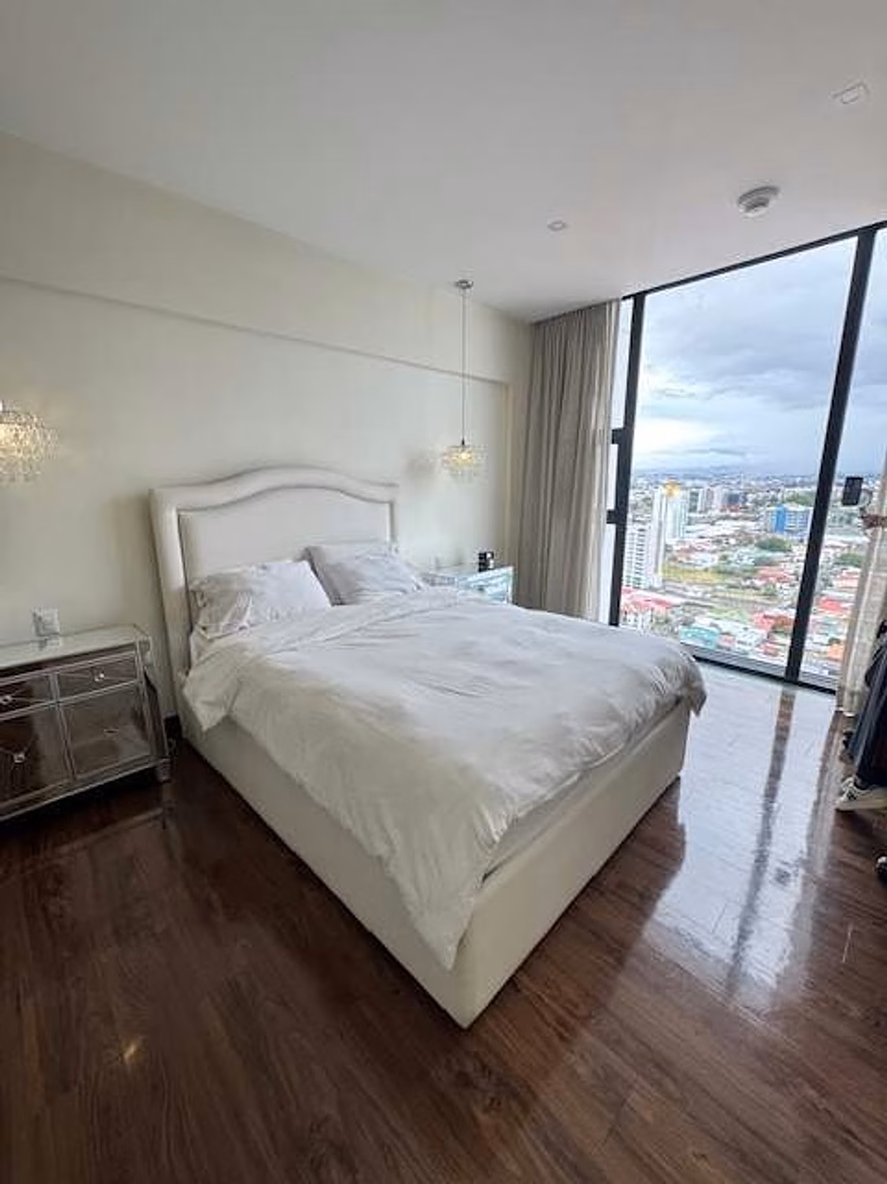 Sabana a tus Pies: Penthouse con Panorámicas Inigualables — foto 13 de 20