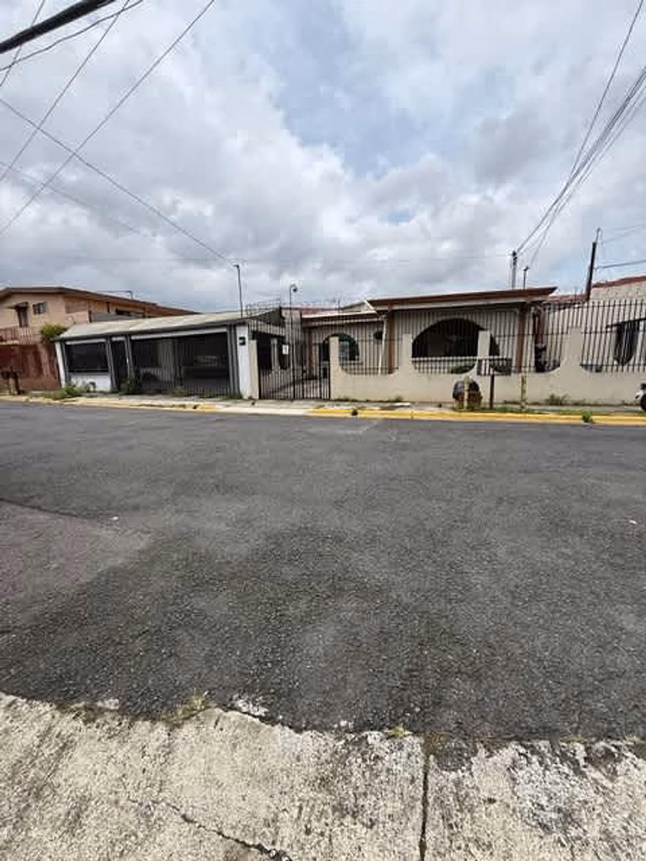 Sabana con Uso de Suelo Mixto actualmente uso de oficinas — foto 3 de 19