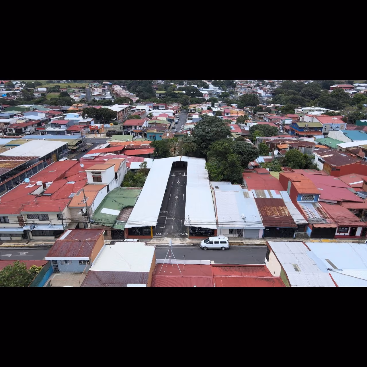 Parqueo Consolidado en el Centro de Alajuela – 20 Años de Rentabilidad y Ubicación Estratégica — foto 1 de 18