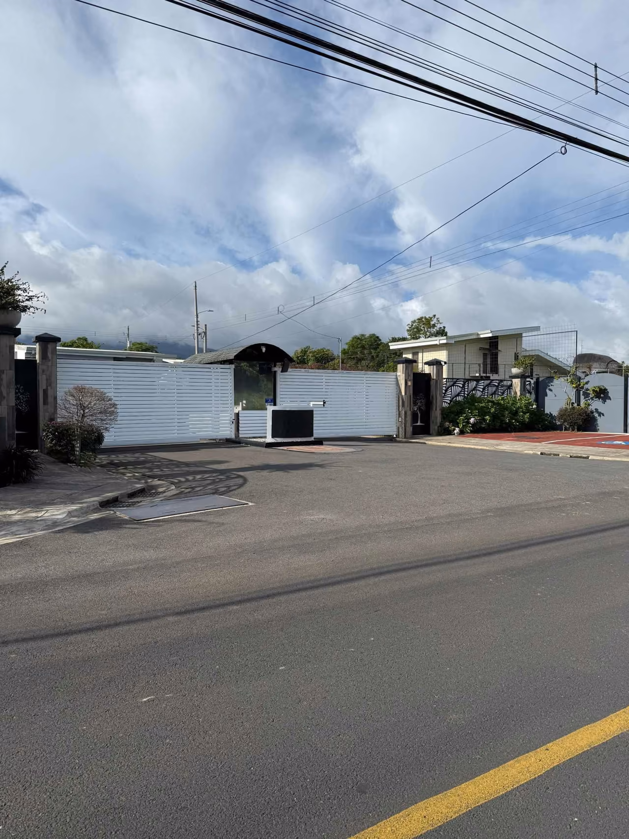 Su Casa pre Venta en San Isidro de Heredia, Oportunidad — foto 13 de 16
