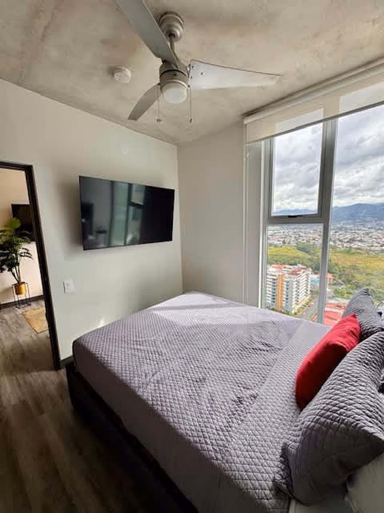 Apartamento amueblado con buen gusto, moderno y cerca de todo — foto 9 de 20