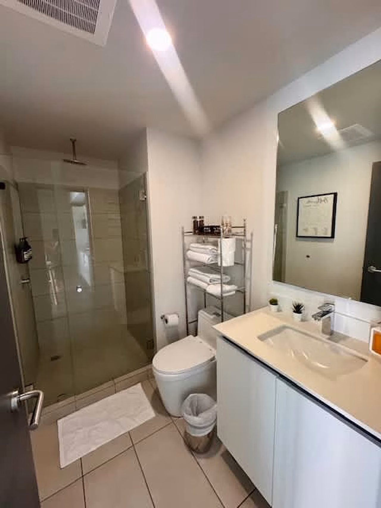 Apartamento amueblado con buen gusto, moderno y cerca de todo — foto 11 de 20