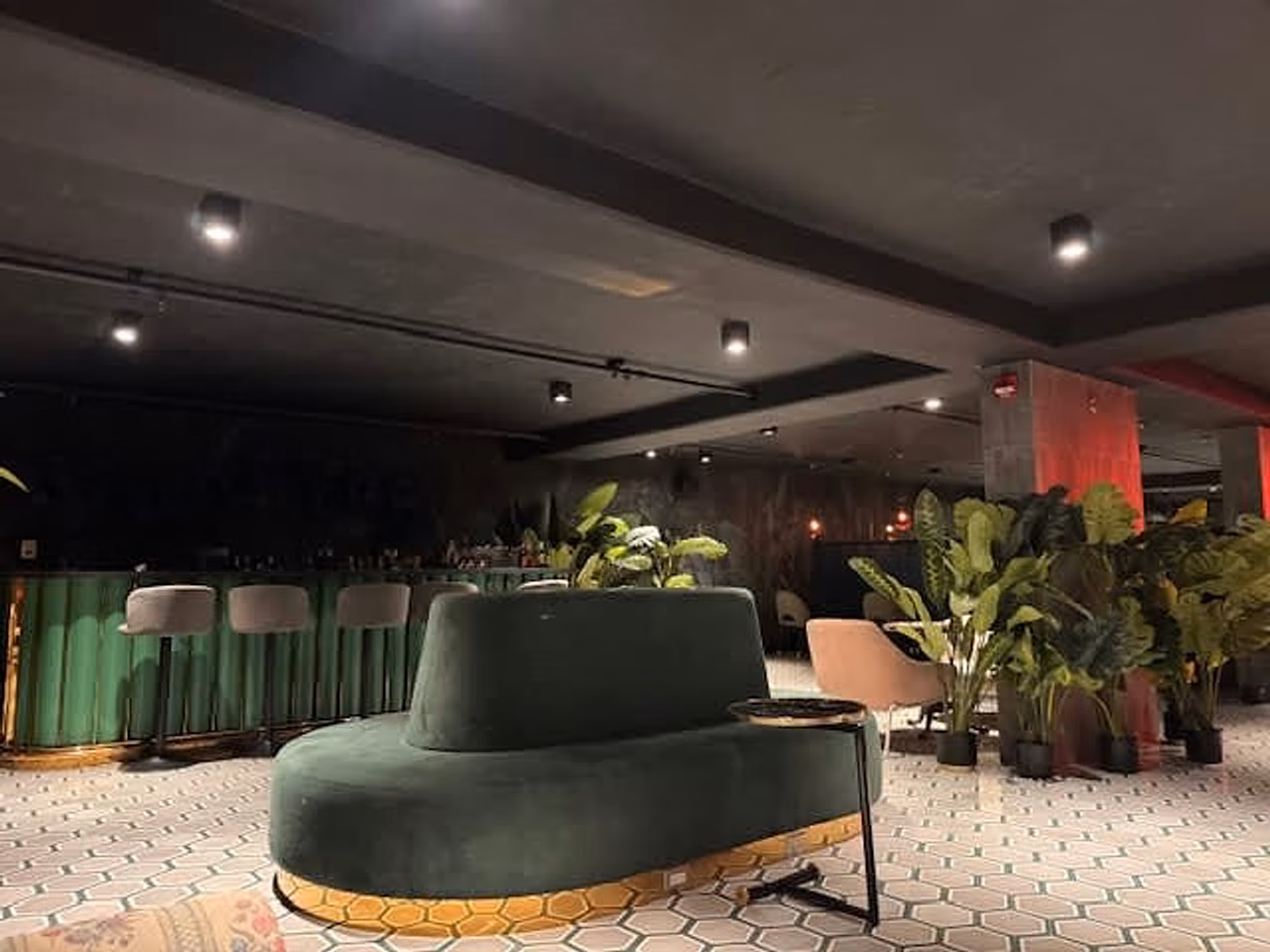 Apartamento amueblado con buen gusto, moderno y cerca de todo — foto 14 de 20