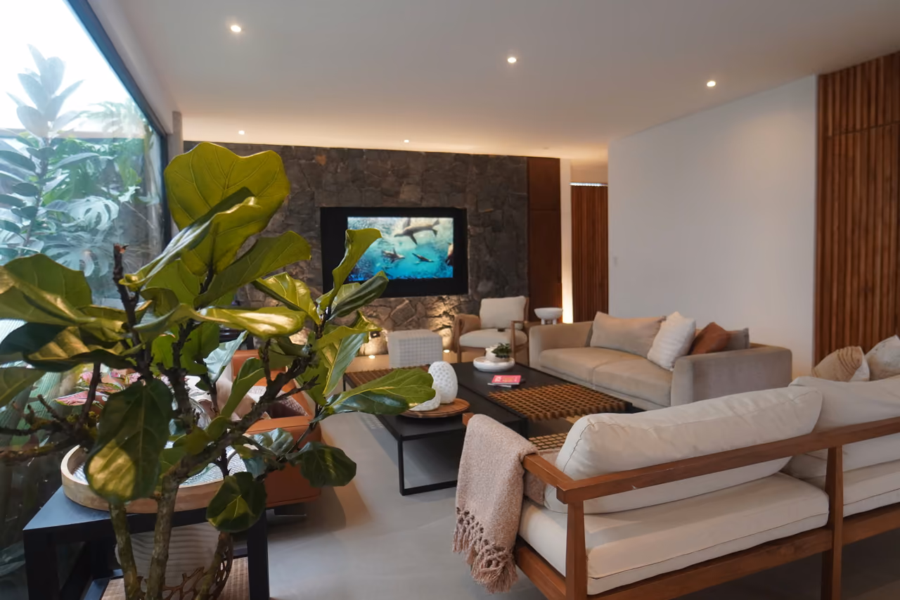 Vivir en Francosta ya es exclusivo… tener 6 habitaciones, es otro nivel — foto 3 de 20