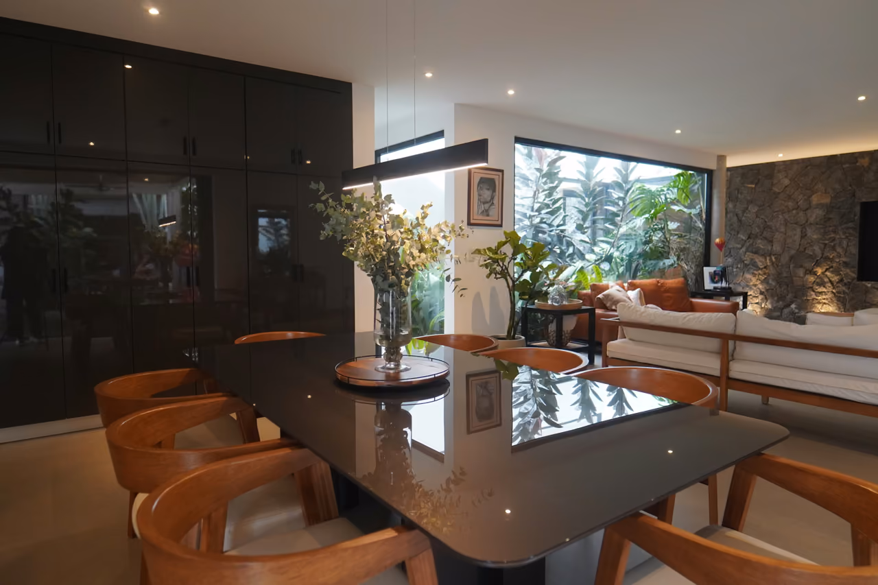 Vivir en Francosta ya es exclusivo… tener 6 habitaciones, es otro nivel — foto 6 de 20