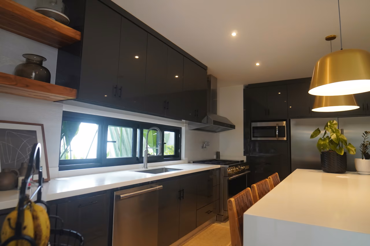 Vivir en Francosta ya es exclusivo… tener 6 habitaciones, es otro nivel — foto 7 de 20