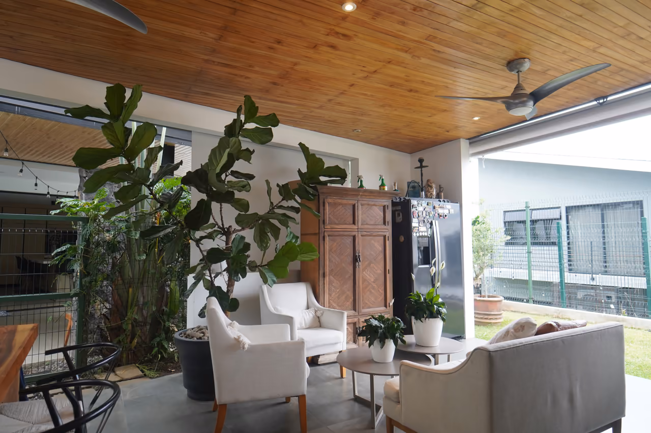 Vivir en Francosta ya es exclusivo… tener 6 habitaciones, es otro nivel — foto 10 de 20