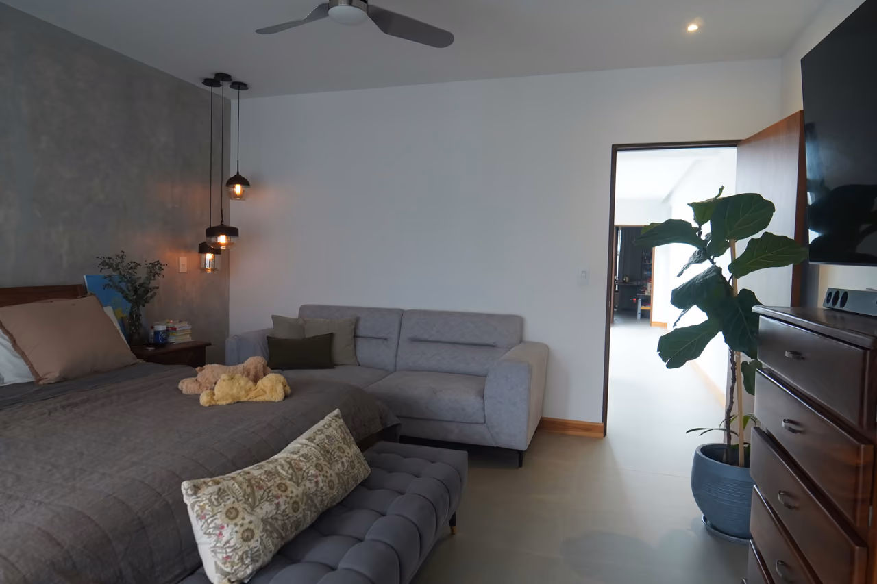 Vivir en Francosta ya es exclusivo… tener 6 habitaciones, es otro nivel — foto 18 de 20