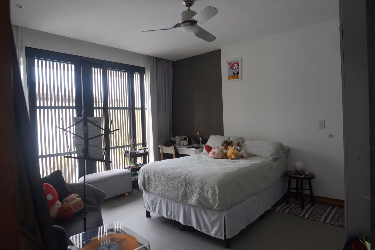 Vivir en Francosta ya es exclusivo… tener 6 habitaciones, es otro nivel — foto 20 de 20