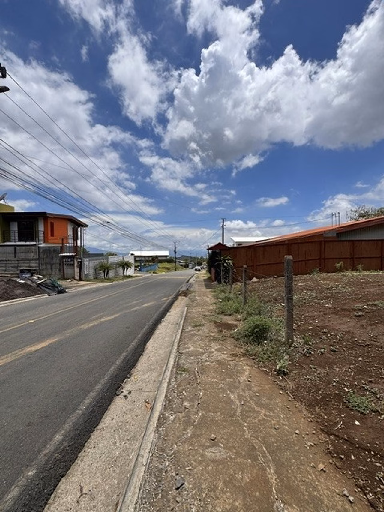 Lotes buenos en Heredia cada vez son más escasos… y este lo tiene Todo! — foto 6 de 10