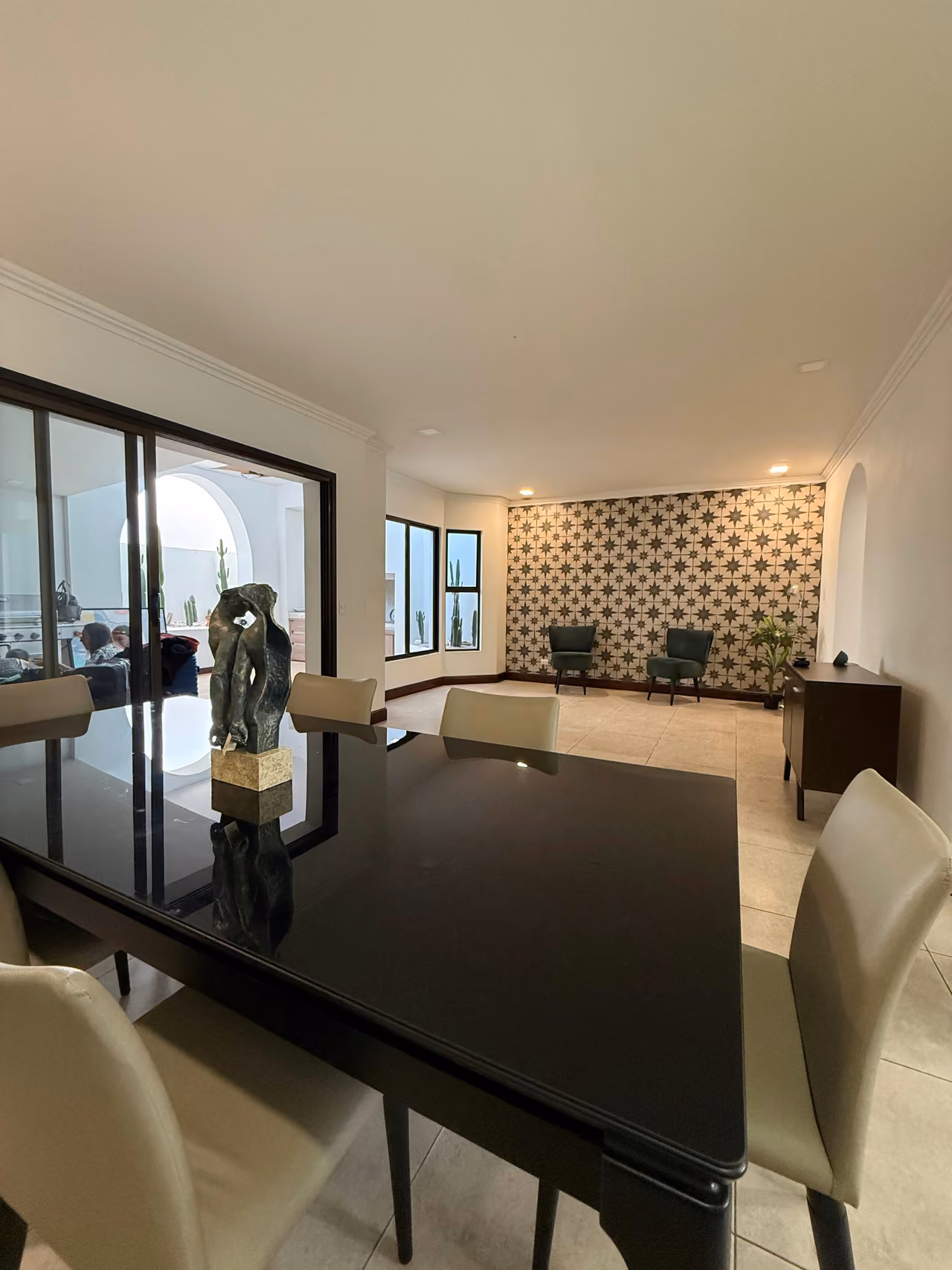 Se alquila amplia en Escazú… esta casa lo tiene Todo — foto 6 de 20