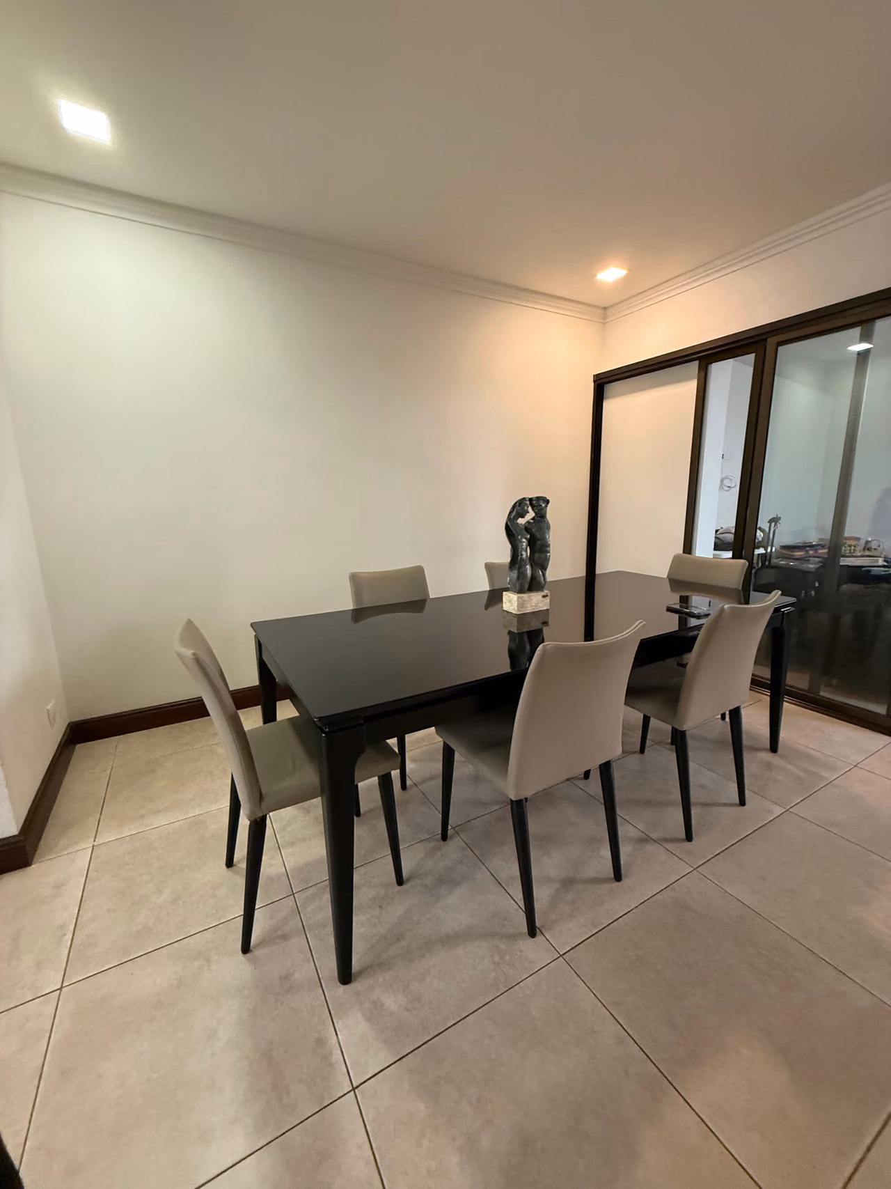 Se alquila amplia en Escazú… esta casa lo tiene Todo — foto 7 de 20