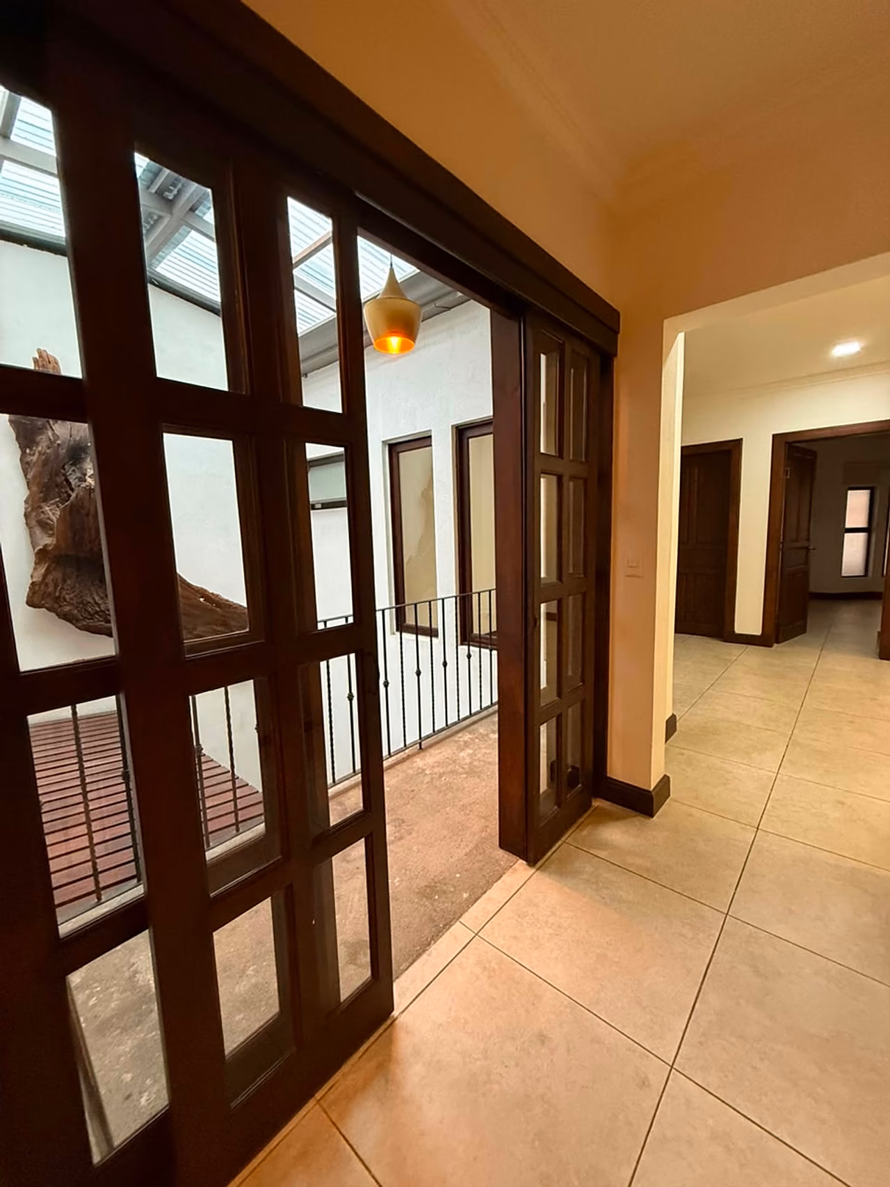 Se alquila amplia en Escazú… esta casa lo tiene Todo — foto 17 de 20