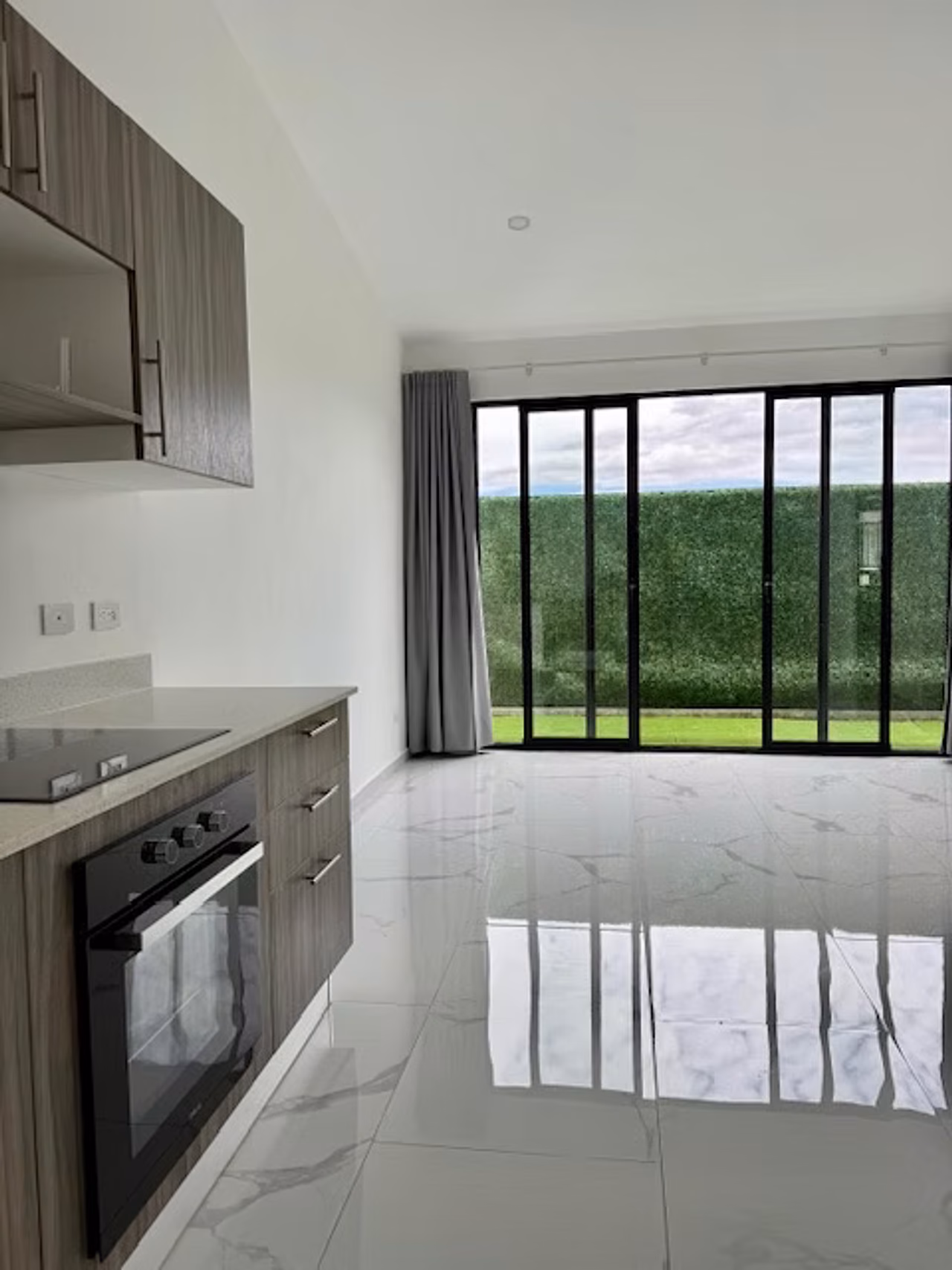 Casa de una planta en La Guácima · Alquiler con opción a compra — foto 6 de 19