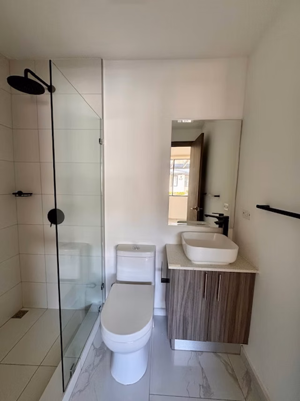 Casa de una planta en La Guácima · Alquiler con opción a compra — foto 8 de 19