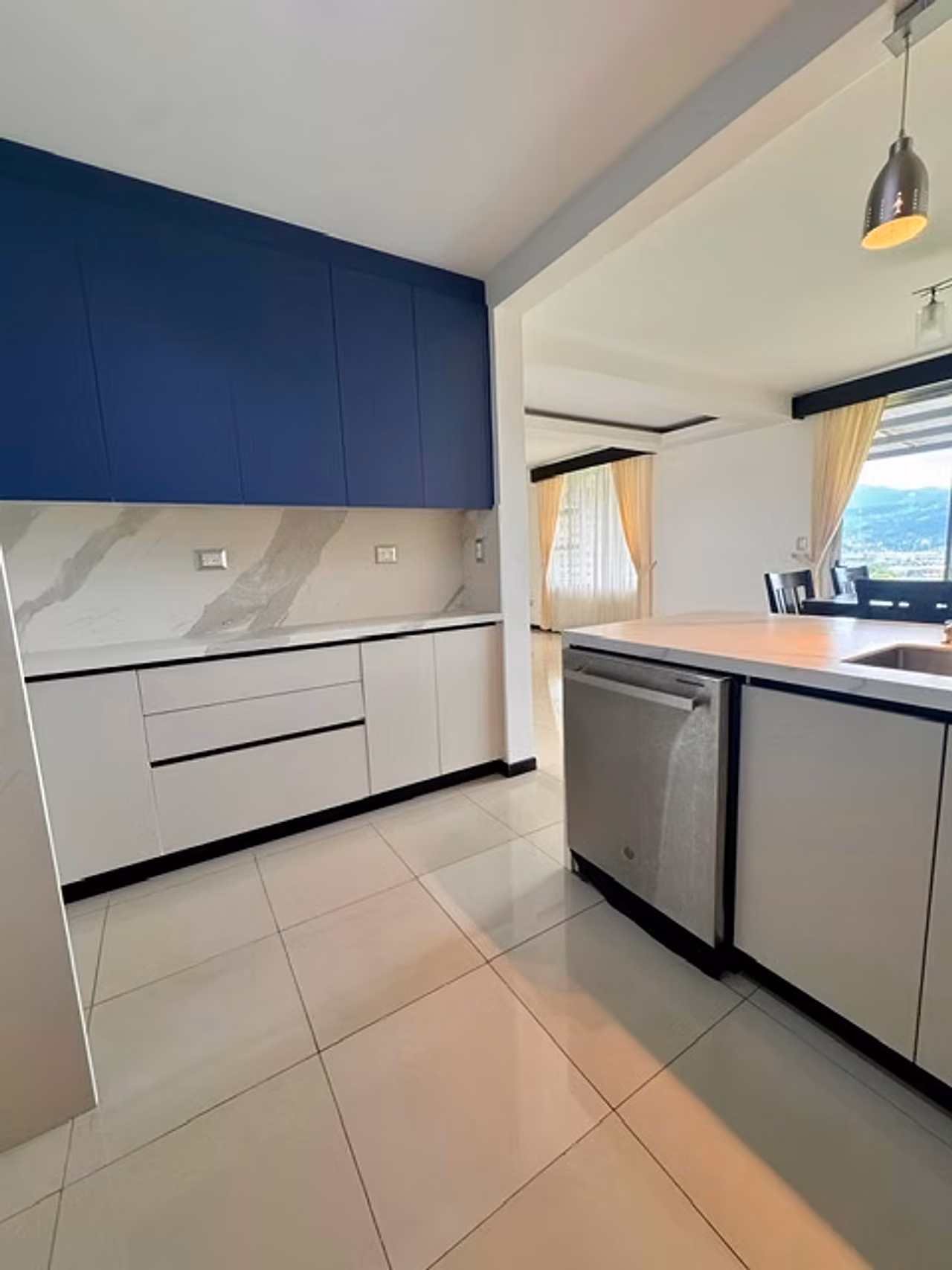 Oportunidad Heredia Casa como nueva con hermosa vista · 148.000.000 — foto 5 de 20