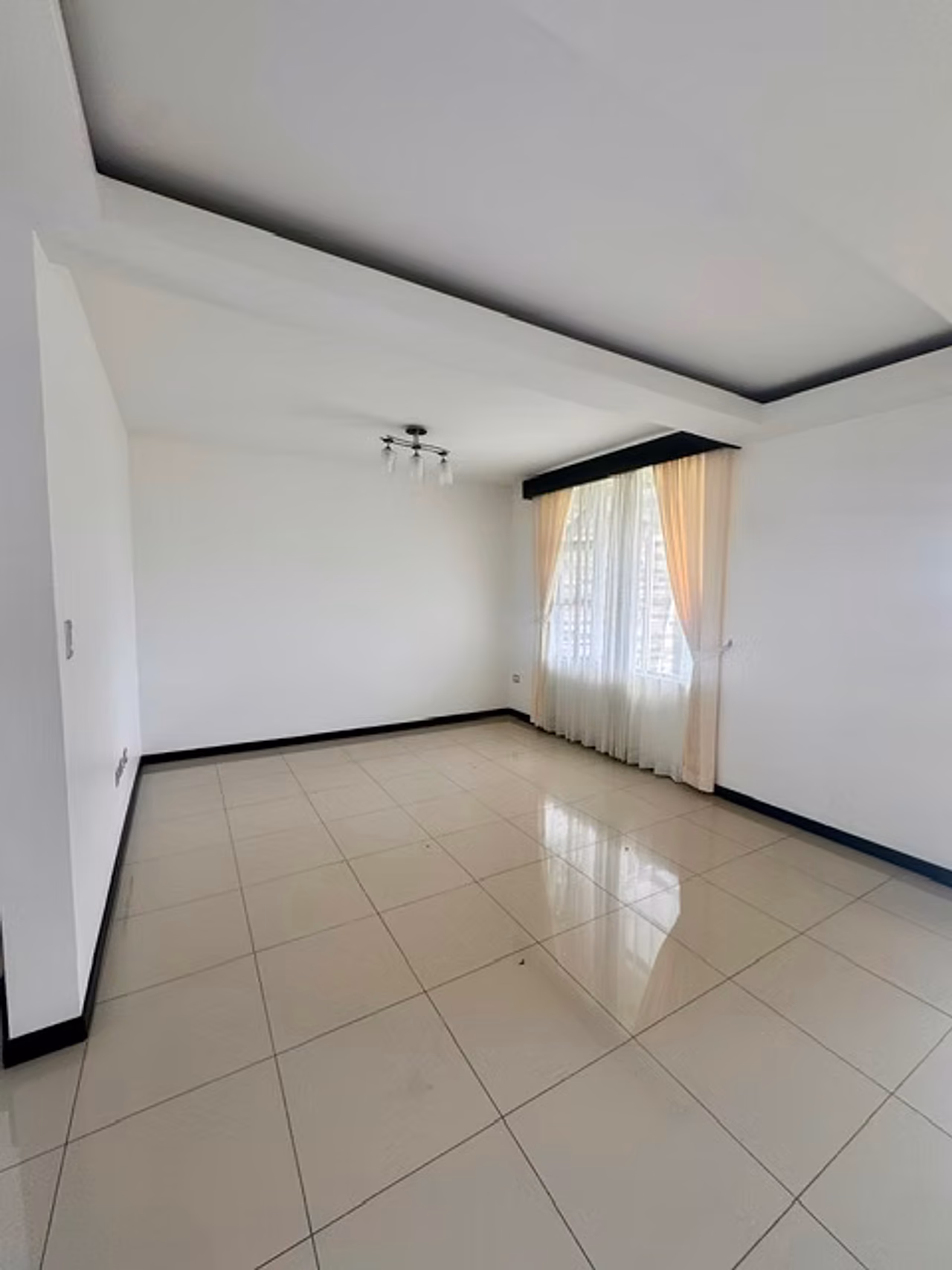 Oportunidad Heredia Casa como nueva con hermosa vista · 148.000.000 — foto 10 de 20