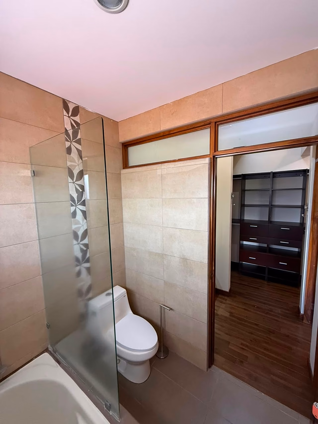 La casa Ideal existe: segura, amplia y bien ubicada, Santo Domingo de Heredia — foto 13 de 19