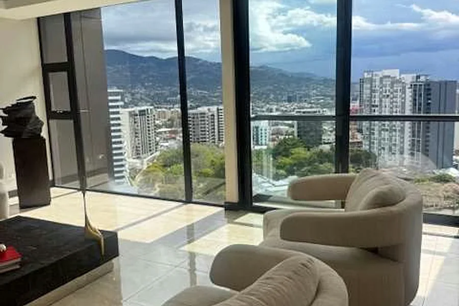 Apartamento en Rohrmoser, San José: Sabana a tus Pies: Penthouse con Panorámicas Inigualables